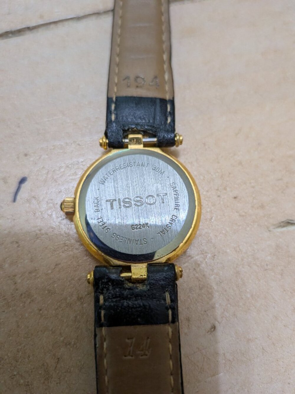 Tissot Ladies Swiss Quartz Gold Tone Dress Watch w/Original Box - Picture 3 of 6
